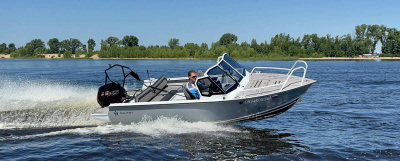 Моторная лодка Realcraft 510 NS