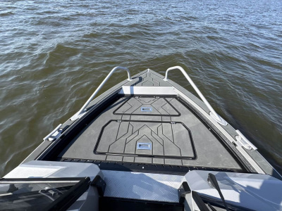 Моторная лодка Realcraft 470 NS NEO